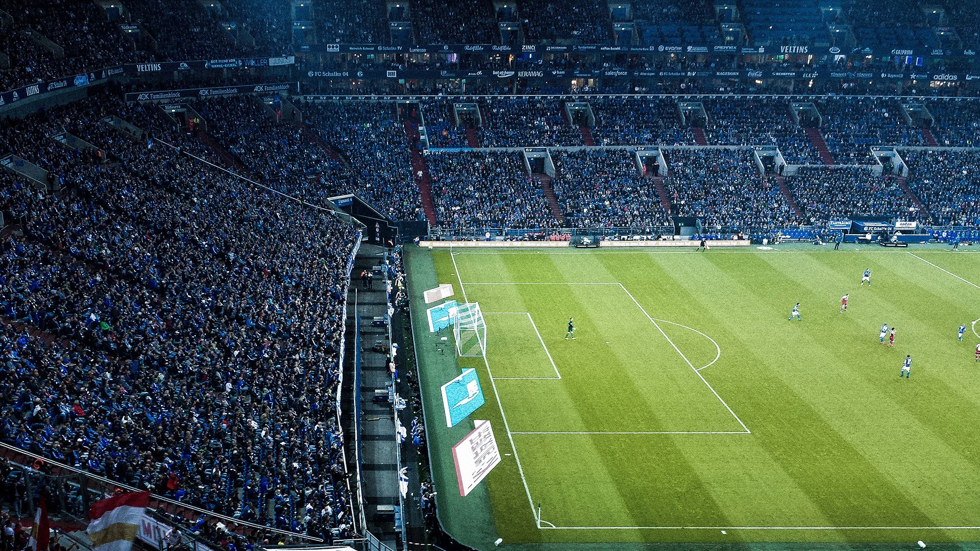 沃尔夫斯堡主场2-0战胜美因茨，状态回暖，沃尔夫斯堡对阵美因茨